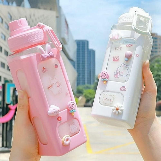 🍼 700ml Kawaii Water Bottle – With Lid & Straw | Leak-Proof | Cute Design